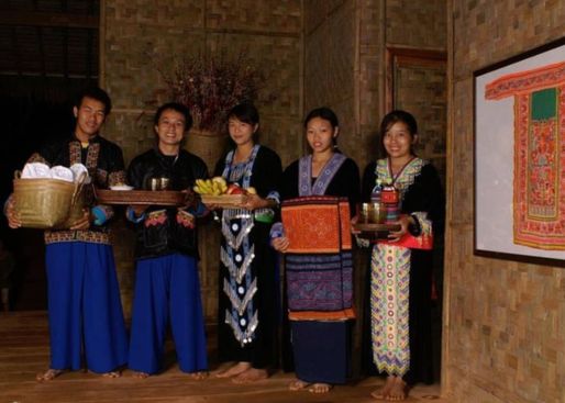 Lanjia Lodge Hmong tribe