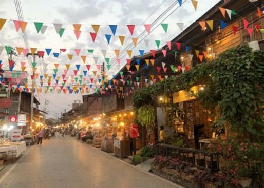 Visit to Pak Lai town